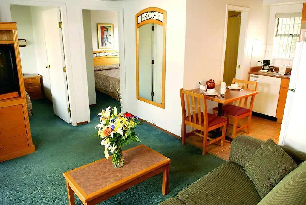 Grouse Inn North Vancouver Motel